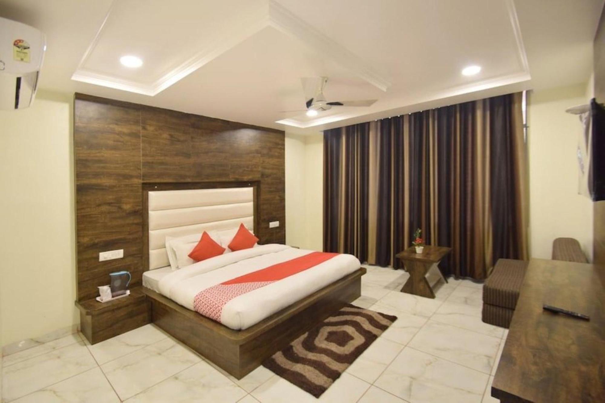 קטרה Hotel Galaxy,Katra מראה חיצוני תמונה